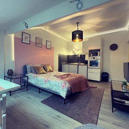 La Garde Studio Atypique Le Rocher, Climatisation, Belle Decoration エクステリア 写真